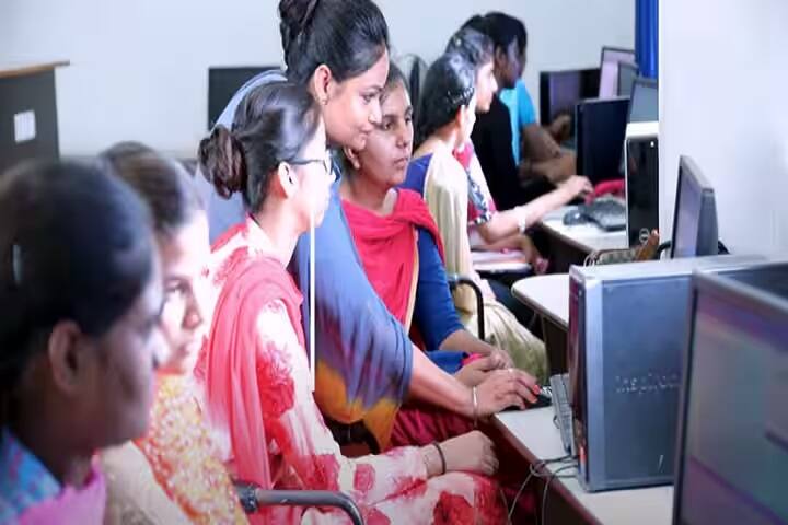 Swami Ganga Giri Janta Girls College, Ludhiana campus photo 4