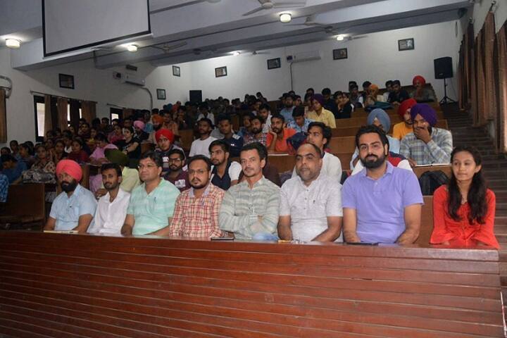 Multani Mal Modi College, Patiala campus photo 6