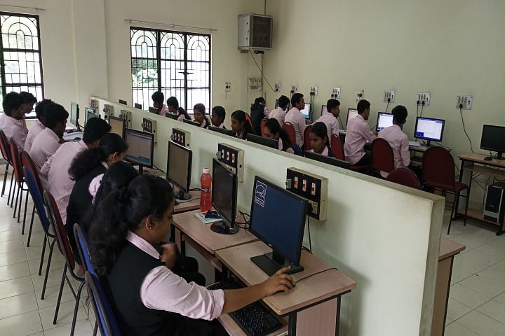 UCE Thodupuzha campus photo 2
