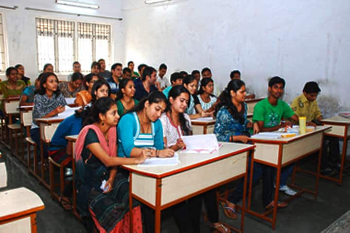 Vivekanand Education Society's College of Arts, Science and Commerce, Mumbai campus photo 2