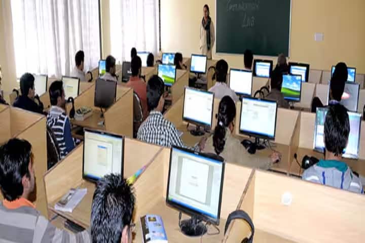 Maharaja Agrasen College, Jagadhri campus photo 2