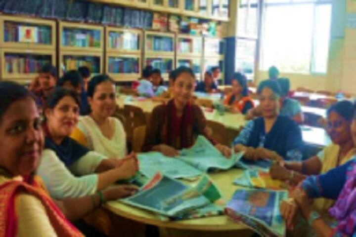 VPM's Ramniklal Z Shah College of Arts, Science and Commerce, Mumbai campus photo 3