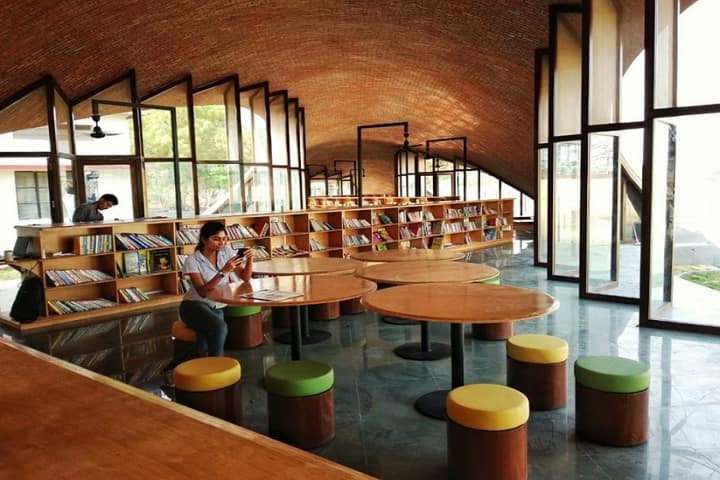 S K Somaiya Degree College Of Arts, Science and Commerce, Mumbai campus photo 3