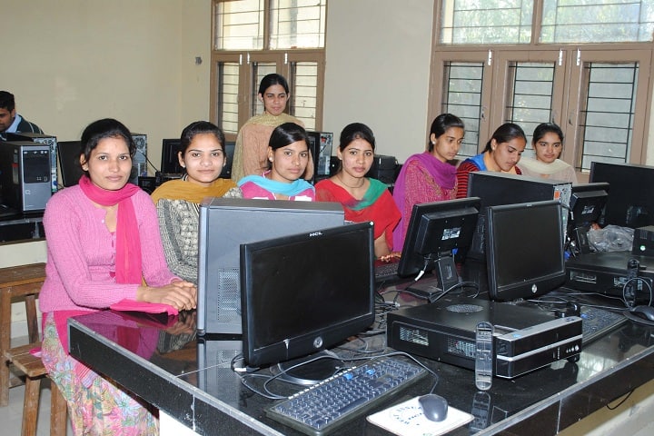Guru Nanak Government College, Moga campus photo 5