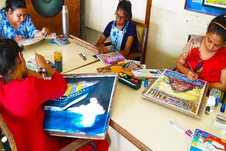 Aakriti Institute of Fine Arts, Jabalpur campus photo 6