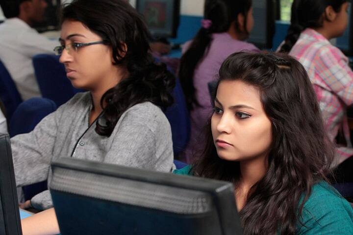 Indraprastha Institute of Technology and Management, New Delhi campus photo 4