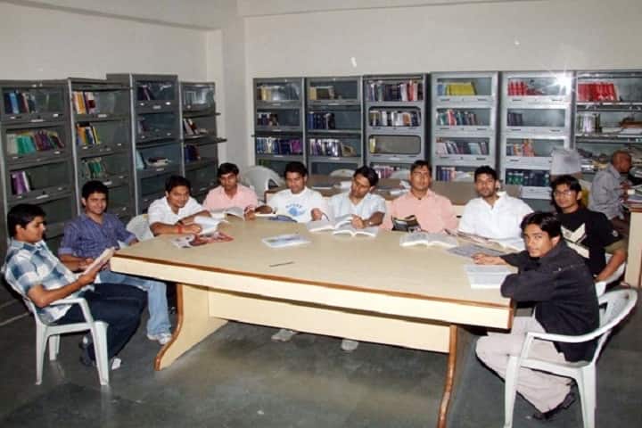 Indraprastha Institute of Technology and Management, New Delhi campus photo 5