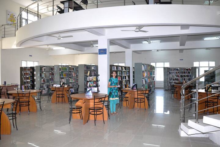 Guru Gobind Singh College for Women, Chandigarh campus photo 2