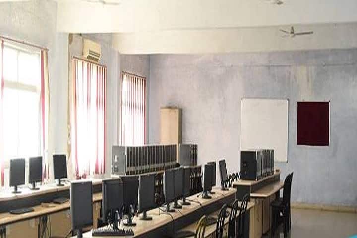 Saroj Institute of Management and Technology, Lucknow campus photo 5
