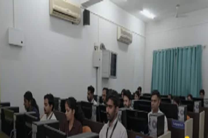 Indira University, Pune campus photo 5