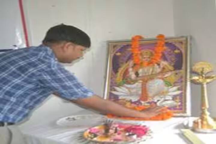 Shri Raghukul Mahila Vidya Peeth, Gonda campus photo 6