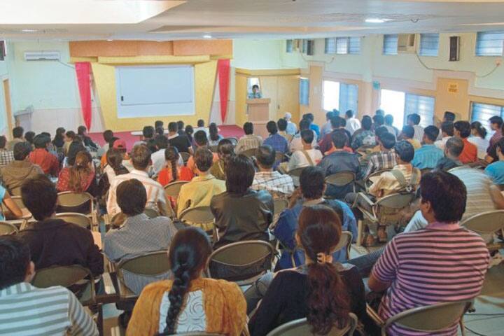 MB Khalsa College, Indore campus photo 3