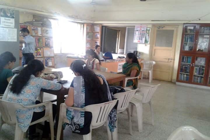 Gurukul College of Commerce, Mumbai campus photo 4