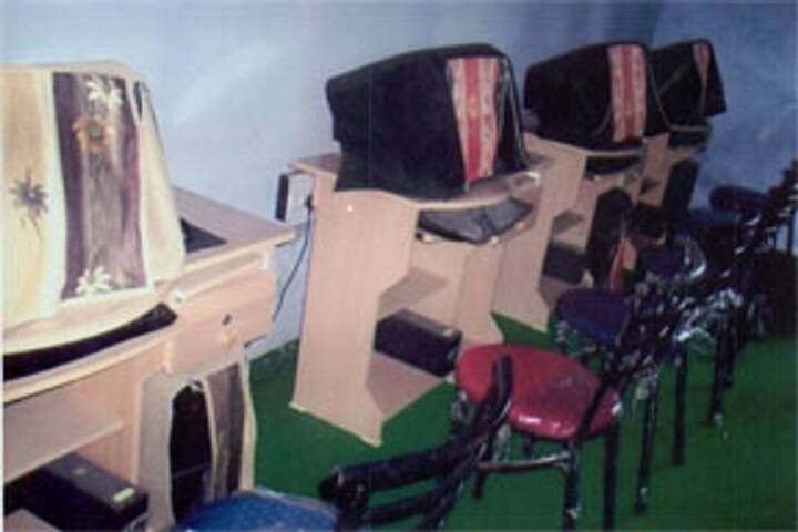 Raja Kanh PG College, Sultanpur campus photo 3