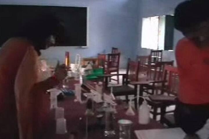 Raja Kanh PG College, Sultanpur campus photo 4