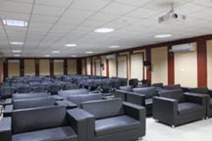 Kushabhau Thakre Patrakarita Avam Jansanchar Vishwavidyalaya, Raipur campus photo 2