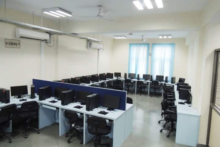 Shaheed Rajguru College of Applied Science for Women, Delhi campus photo 4