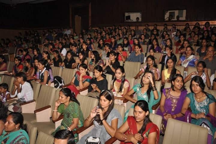 St Wilfreds College for Girls, Jaipur campus photo 3