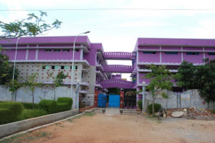 Vel Tech Ranga Sanku Arts College, Chennai campus photo 2