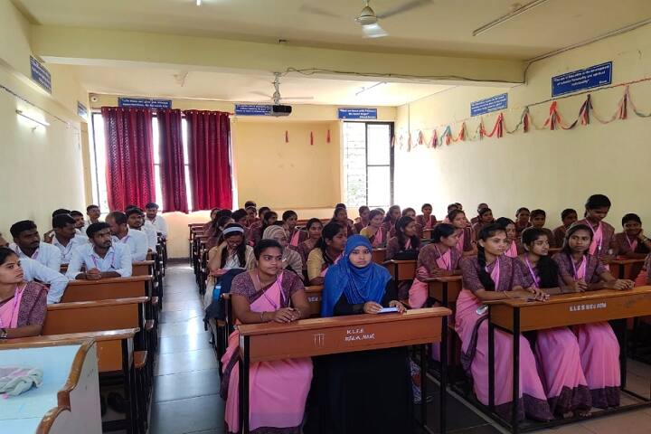 KLE Society's Yashodhadevi Gangadhar Kulgude College of Education, Athani campus photo 3