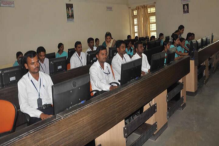 KLE Society's Yashodhadevi Gangadhar Kulgude College of Education, Athani campus photo 4