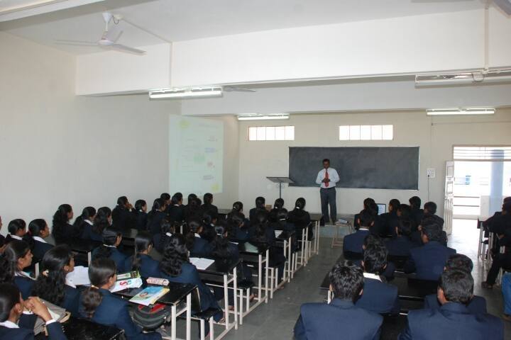SJPN Trusts BCA College, Nidasoshi campus photo 4