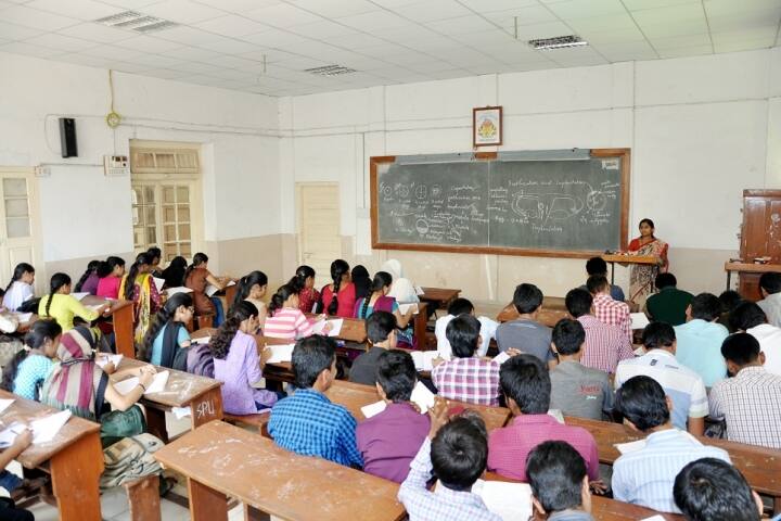 KLE Societys Raja Lakhamagouda Science Institute, Belgaum campus photo 4