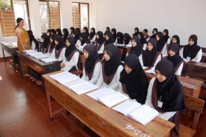 Melkar Women's Pre-University and Degree College, Munnoor campus photo 2