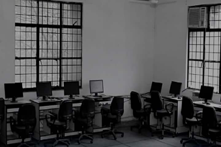 Guru Nanak Dev University Regional Campus, Gurdaspur campus photo 2