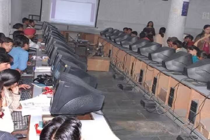 Hindu College, Amritsar campus photo 6