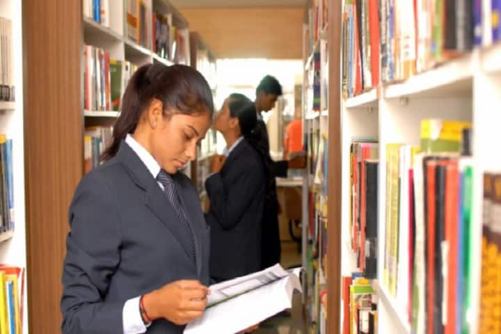 Bharati Vidyapeeth Abhijit Kadam Institute of Management and Social Sciences, Solapur campus photo 5
