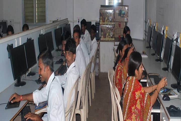 Shri Padmaraj College of Education, Sindagi campus photo 2