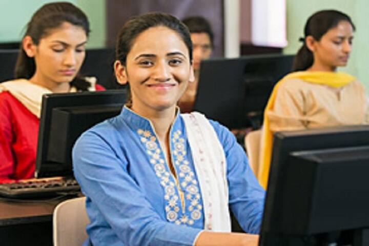 Vishavkarma College for Girls, Sangrur campus photo 3