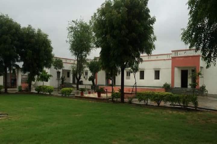 SP College, Sirohi campus photo 2
