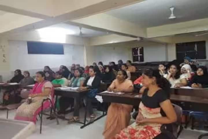 HGM Azam College of Education, Pune campus photo 5