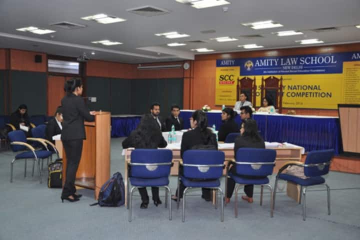 Amity Law School, Delhi campus photo 2