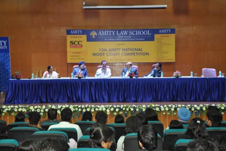 Amity Law School, Delhi campus photo 4