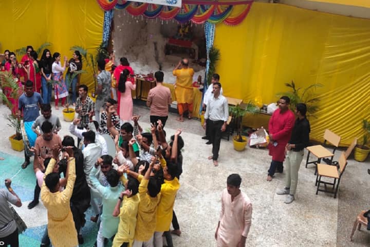 Shri Guru Harikishan College of Education, Ratlam campus photo 5