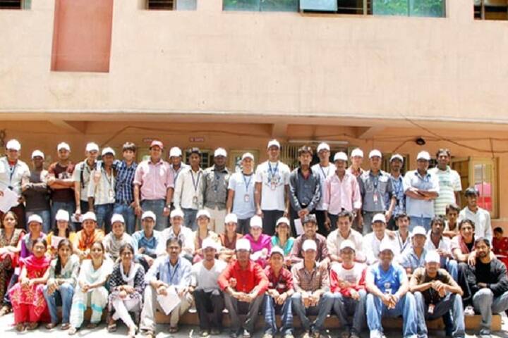 Shivam College, Balaghat campus photo 3
