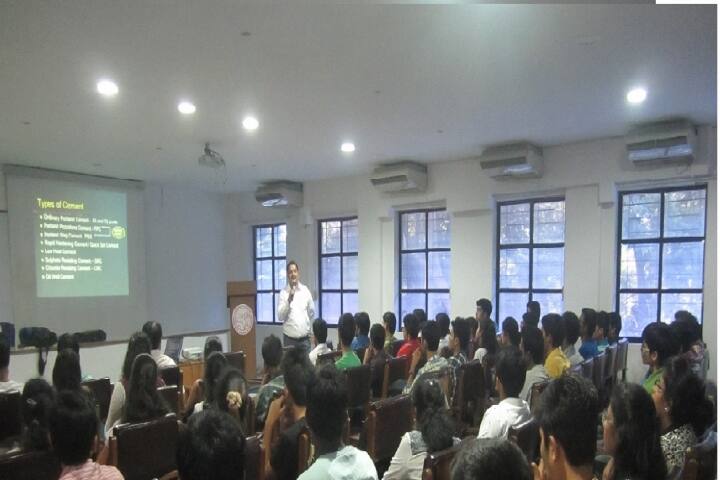SPCE Mumbai campus photo 5