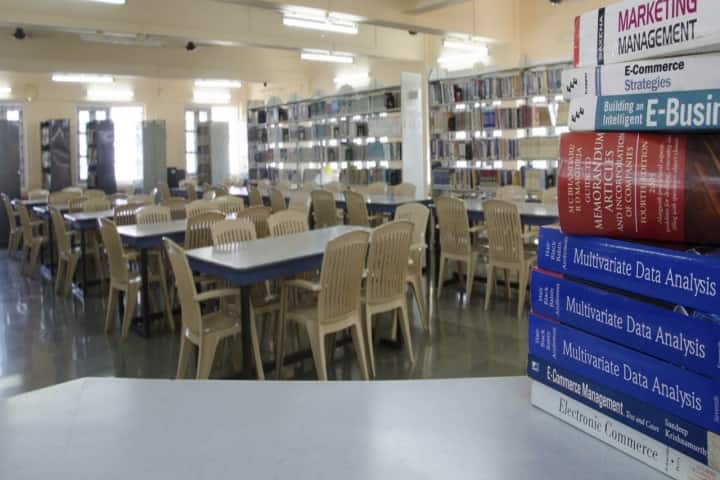 VESIM Mumbai campus photo 4