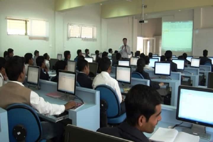PIRENS Institute of Business Management and Administration, Ahmednagar campus photo 5