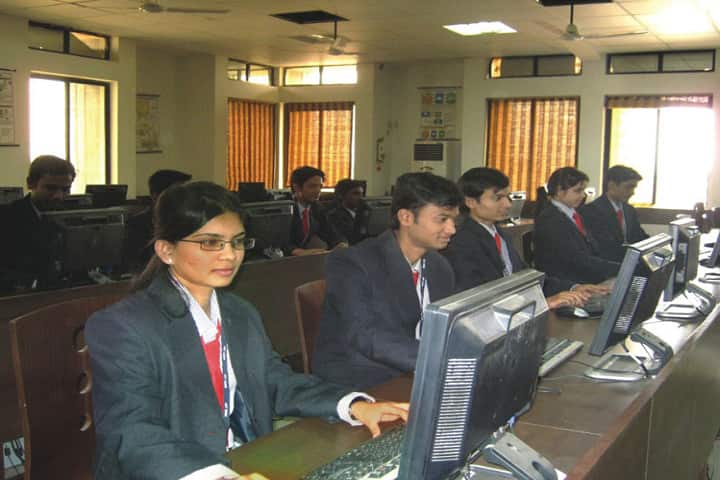 NIT Graduate School of Management, Nagpur campus photo 3
