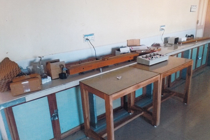 Navyug College of Education, Junagadh campus photo 3