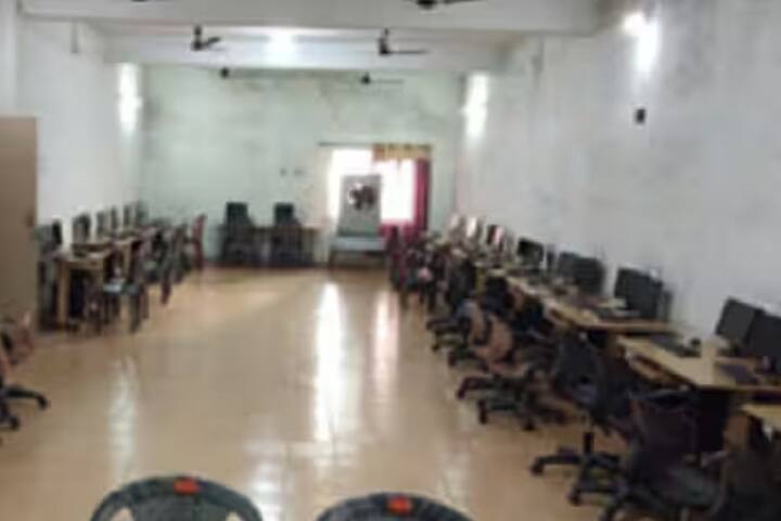 Pt Madan Mohan Malviya College of Education, Lawar campus photo 4