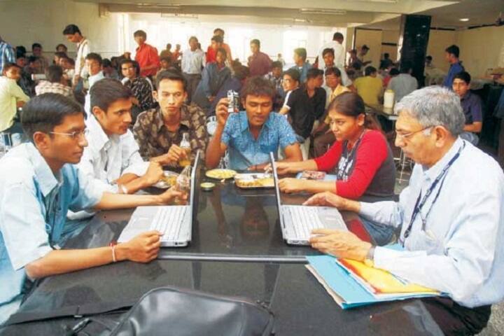 Parul Institute of Management and Research, Vadodara campus photo 5