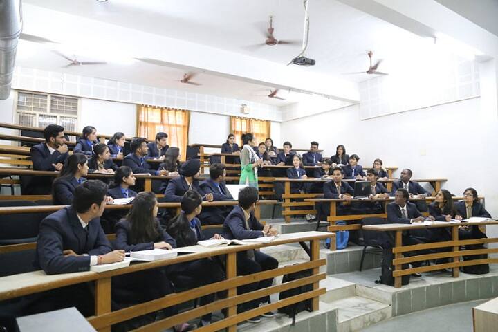 Parul Institute of Law, Vadodara campus photo 3