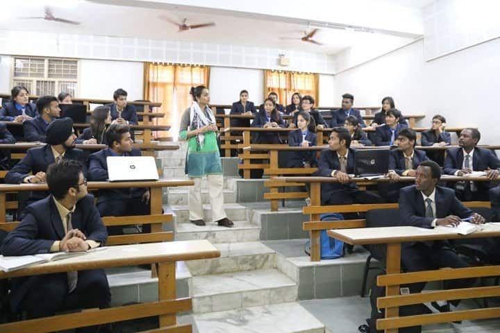 Parul Institute of Pharmacy, Vadodara campus photo 5