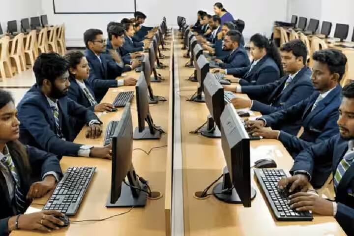 Shubham University, Bhopal campus photo 3