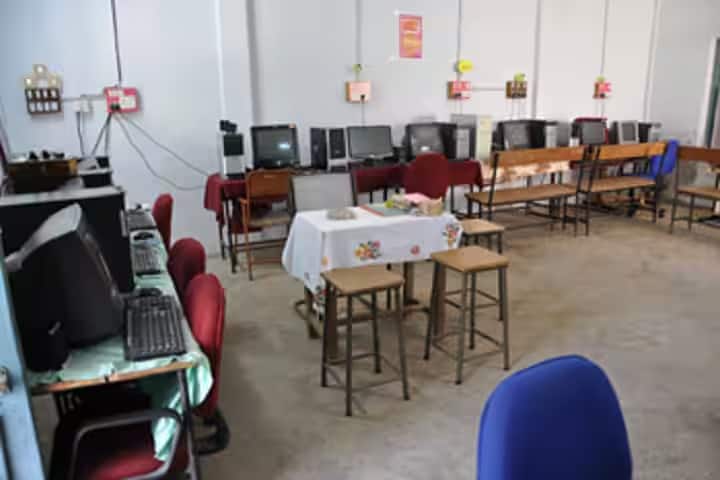 Shree Padmavathi Mahila Hindu College of Education, Machilipatnam campus photo 3